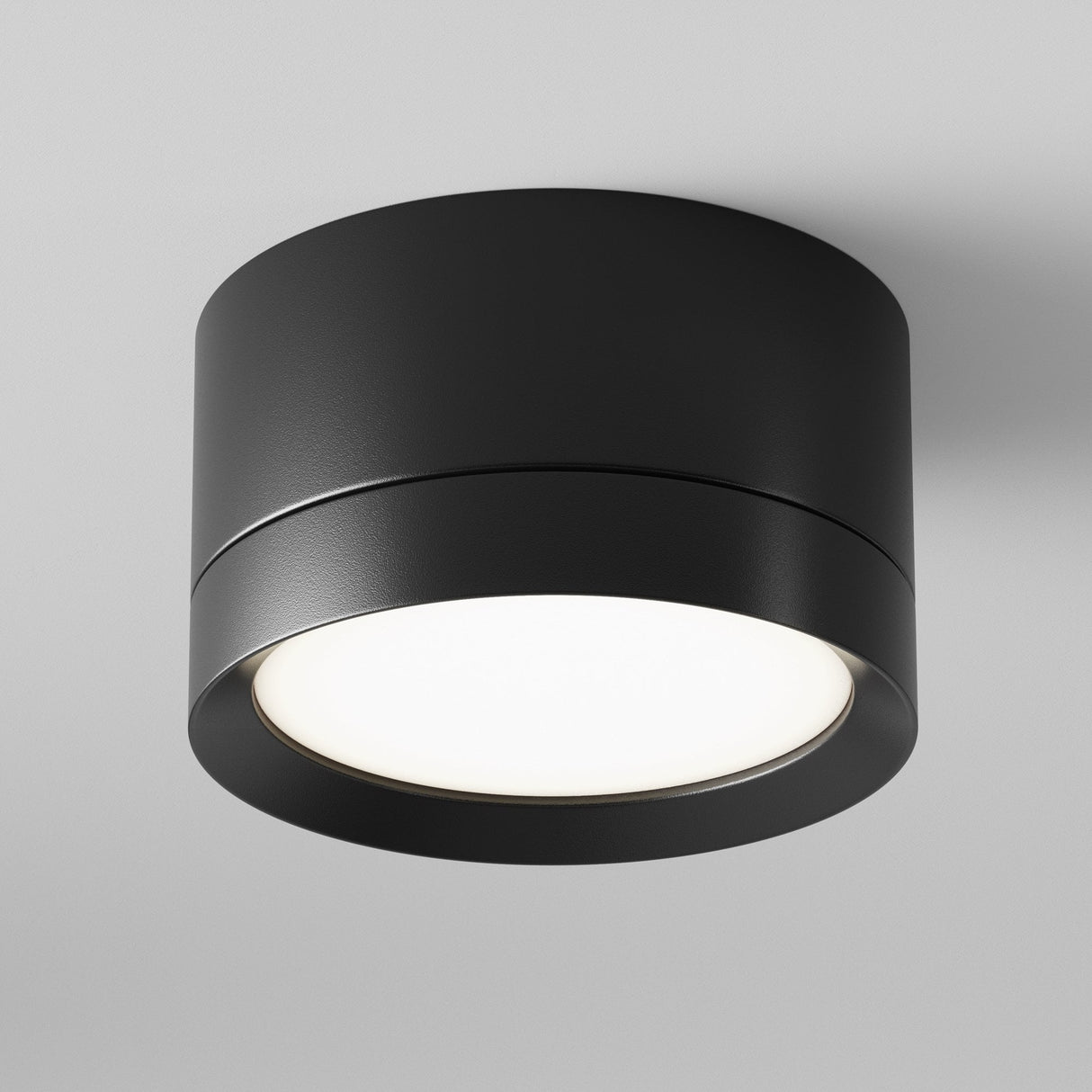 Sleek Black Hoop Ceiling & Wall Lamp - Modern Illumination
