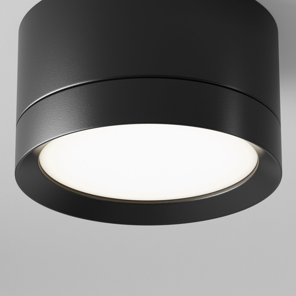 Sleek Black Hoop Ceiling & Wall Lamp - Modern Illumination