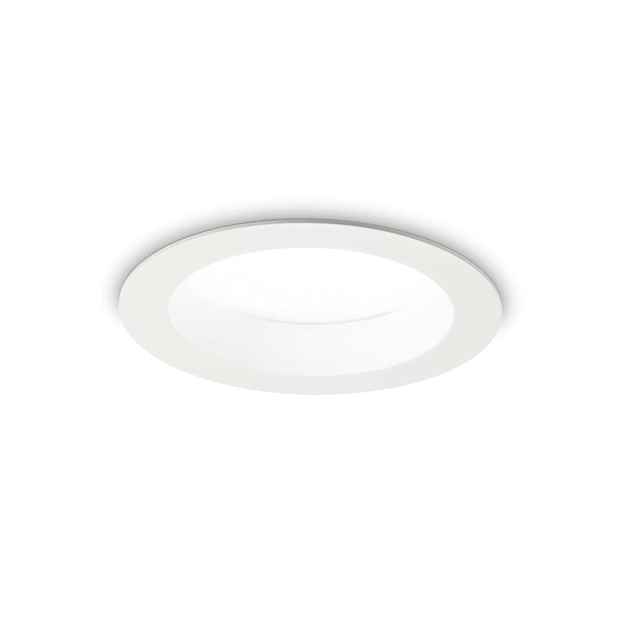 Versatile 15W Recessed Light - Warm 3000K Illumination