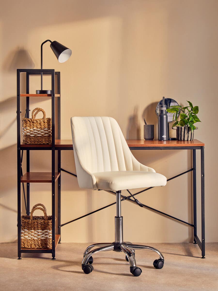 Black Metal Modern Desk Lamp