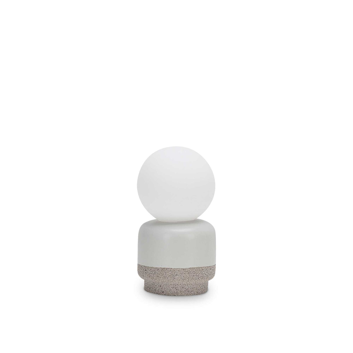 Elegant Cream Table Lamp with Single Bulb Design
