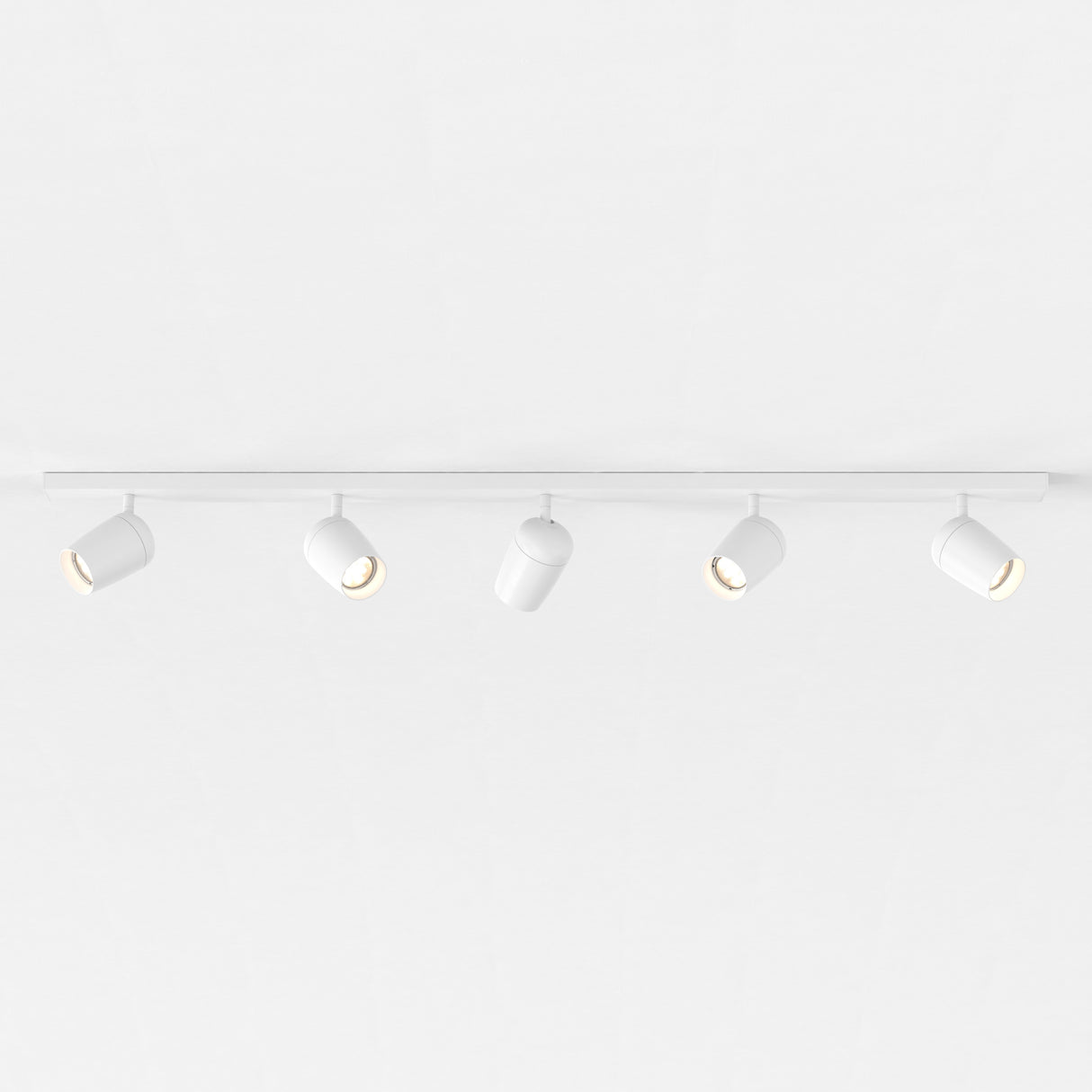 Versatile White Koto Five-Bar Spotlights