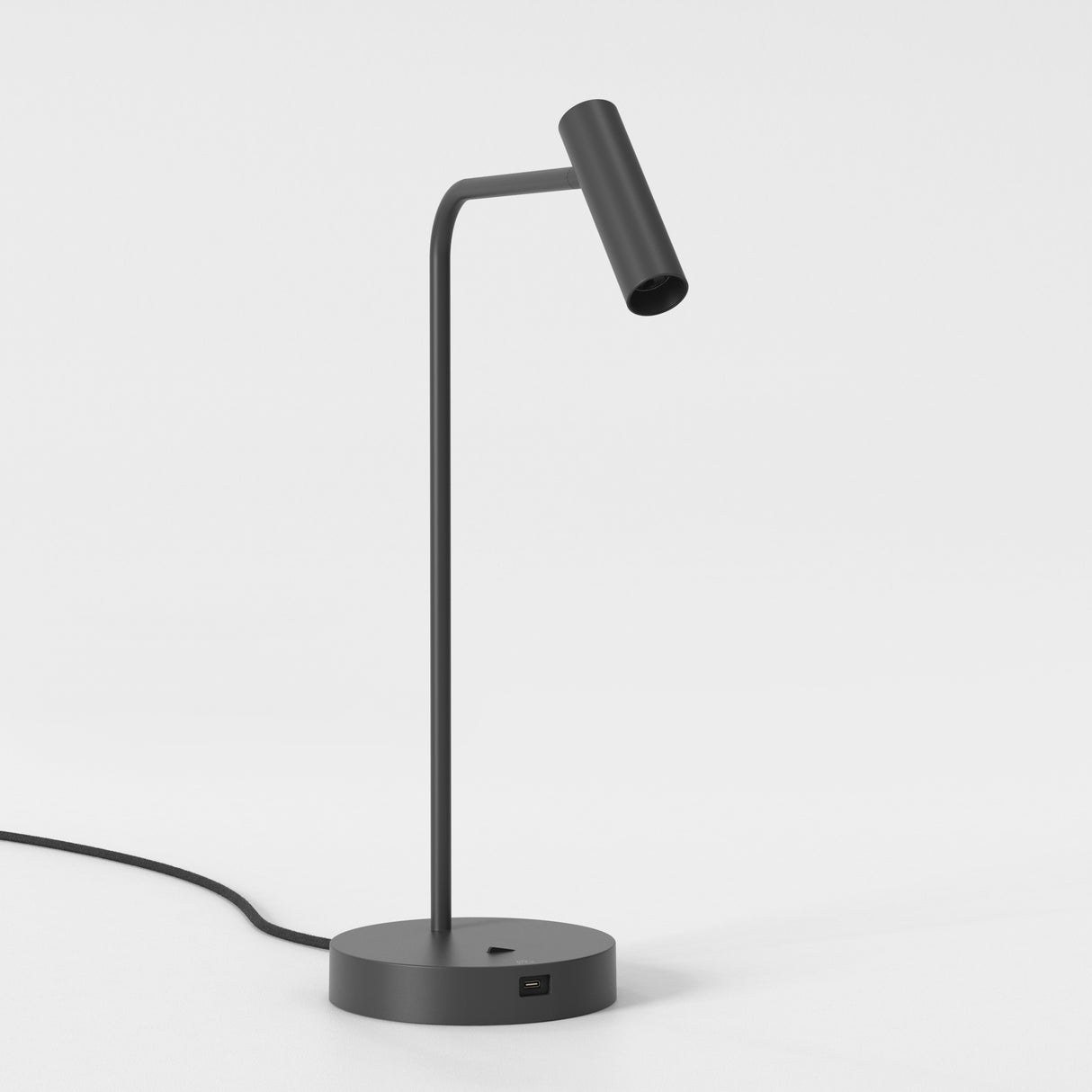 Sleek Enna USB-C Desk Lamp in Matte Black