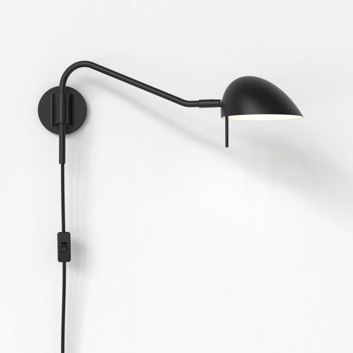 Matte Black Serge Wall-Mounted Plug-In Light