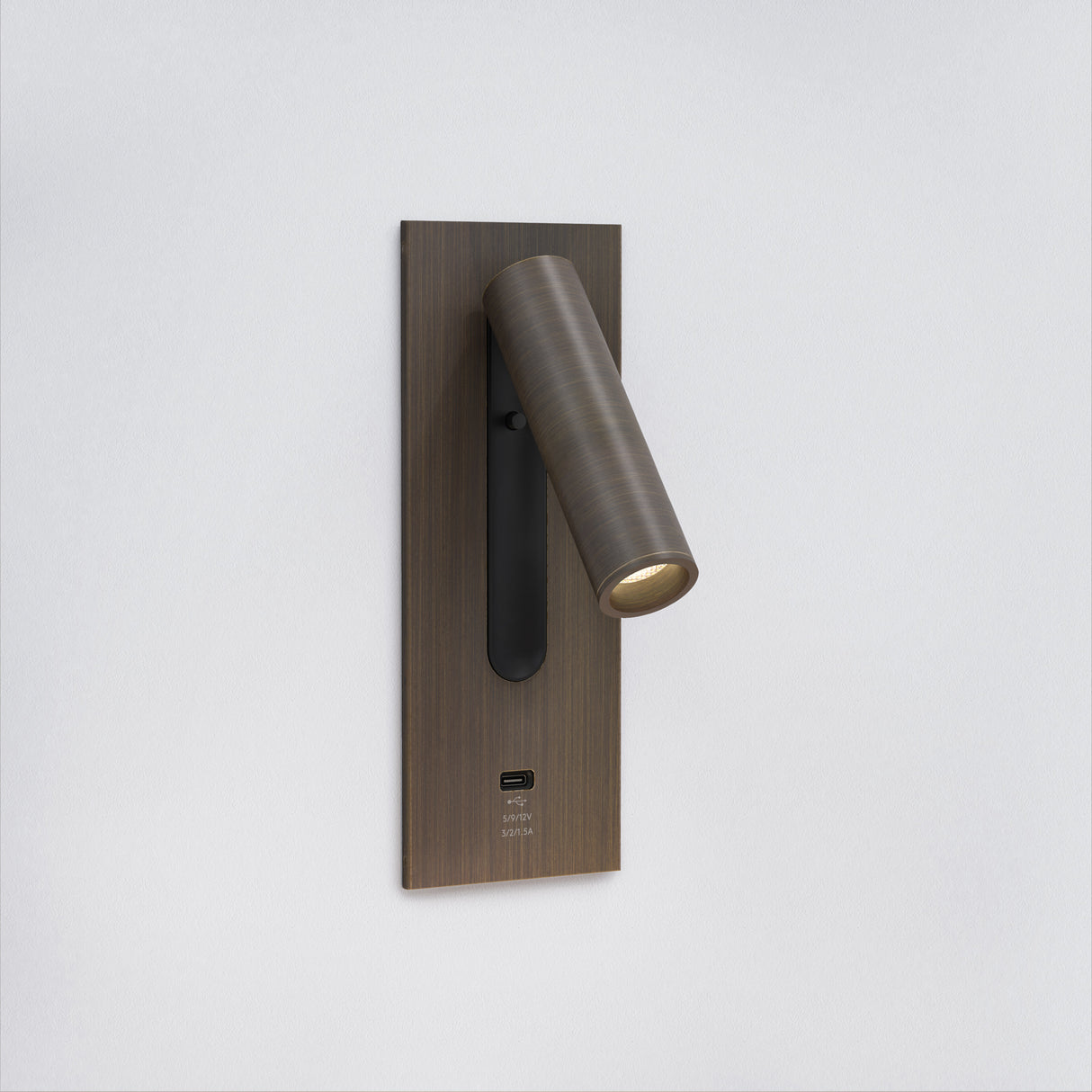 Bronze USB-C Reading Lamp - Fuse 3