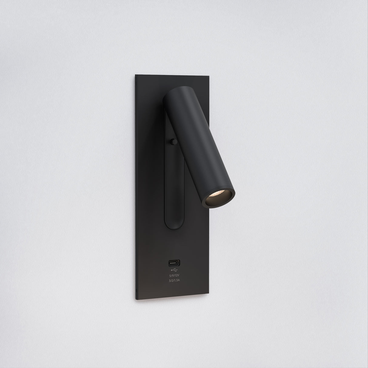 Sleek Matt Black USB-C Reading Lamp