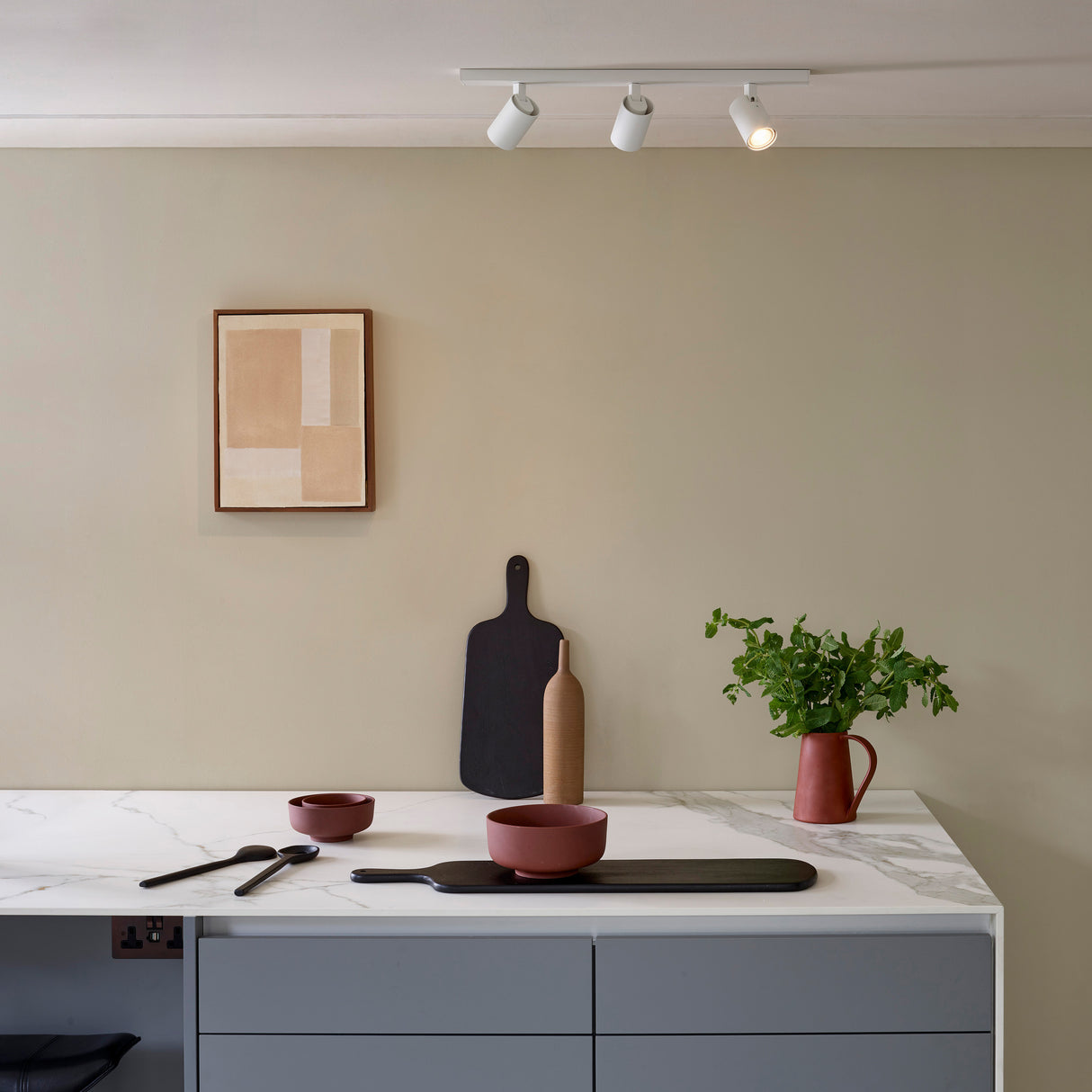 Ascoli Three-Tiered Sculpture