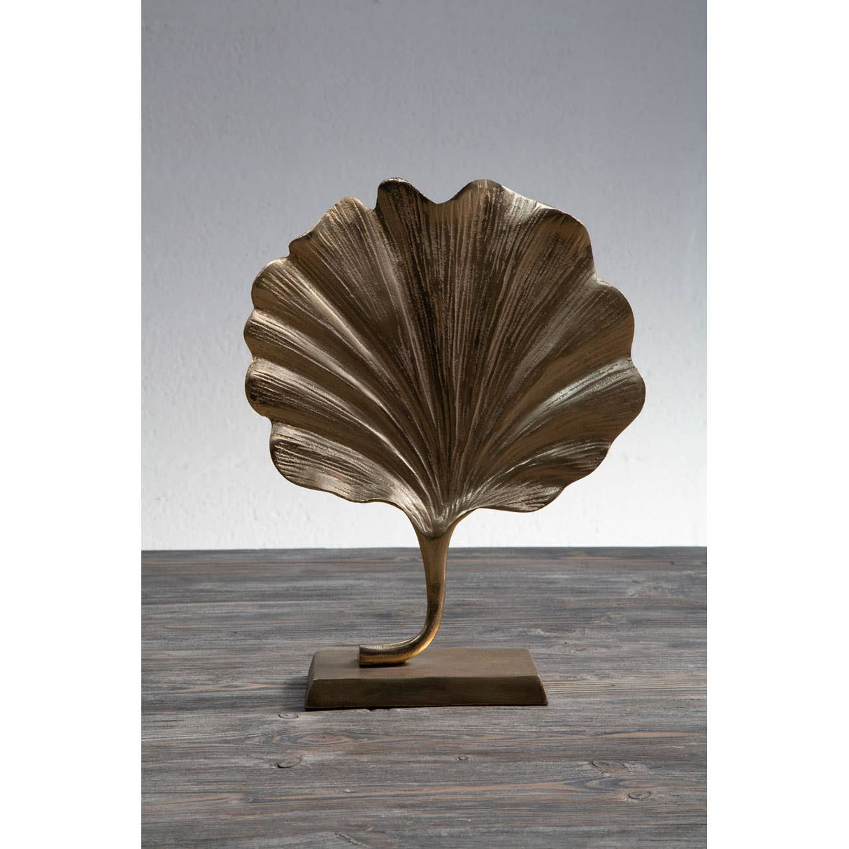 Prato Leaf Sculpture