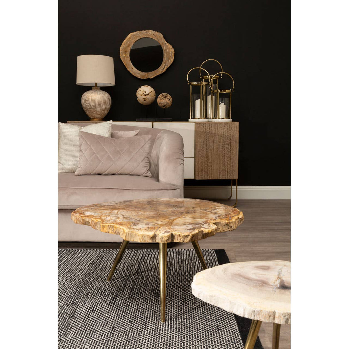 Martina Medium Hurricane Lamp With Handle