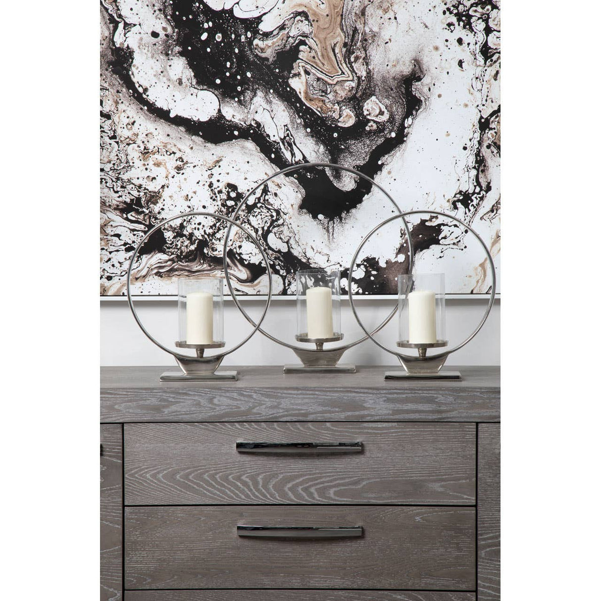 Cirqua Medium Silver Candle Holder