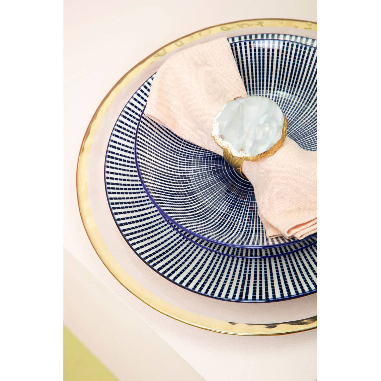 Bowerbird Agata Grey / Gold Napkin Rings