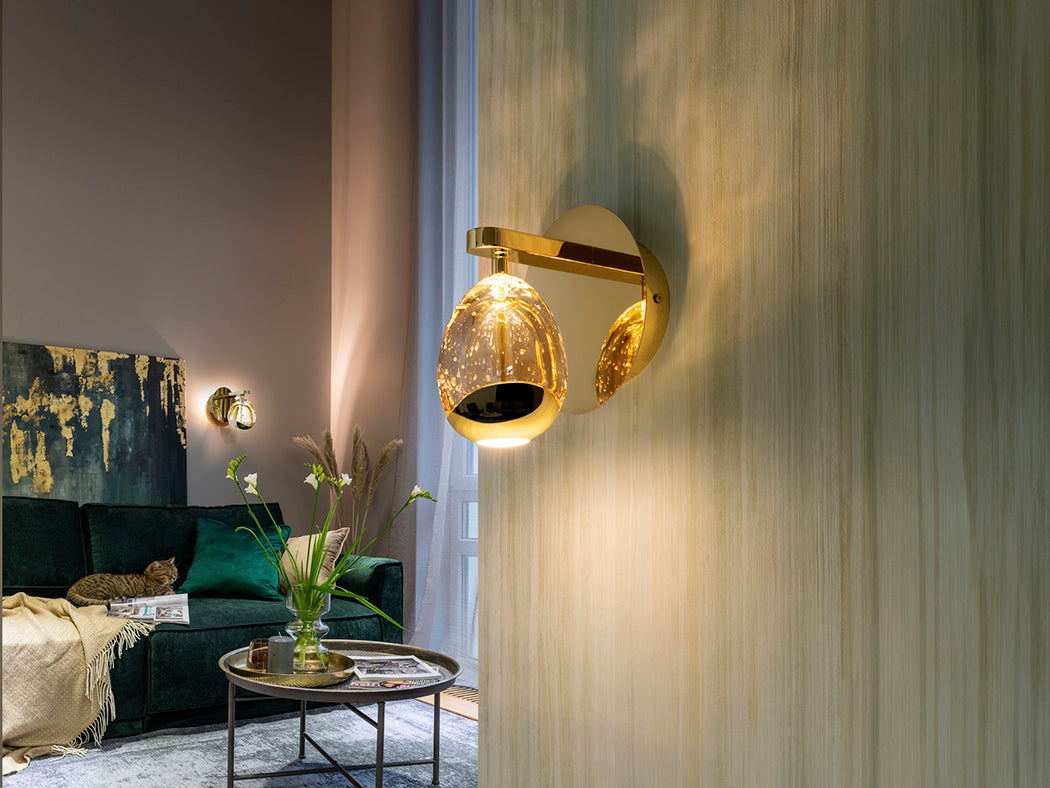 Gilded Elegance: Rocio Gold Wall Lamp