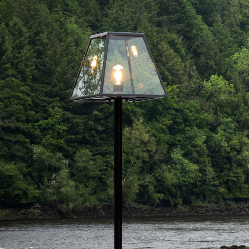 Contemporary lamp post in galvanised steel 2.7m (BR01)