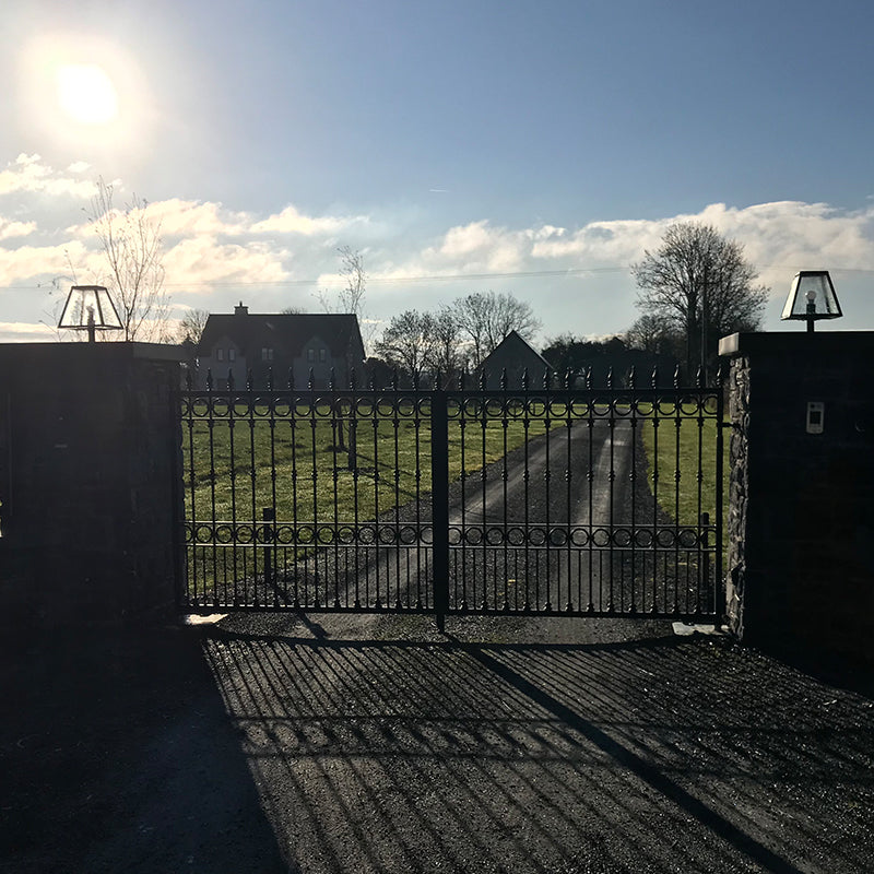 Contemporary pier light in galvanised steel 0.38m (BRP2)