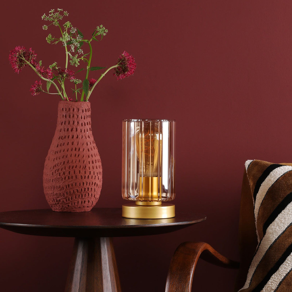 Daylin Table Lamp Satin Gold and Amber Ribbed Glass