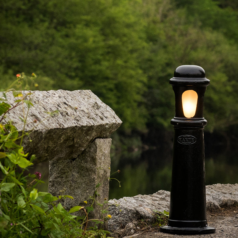 Decorative bollard light in cast iron 0.7m (H194)