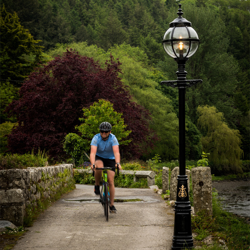 Victorian globe lamp post in cast iron 3.6m (H201)