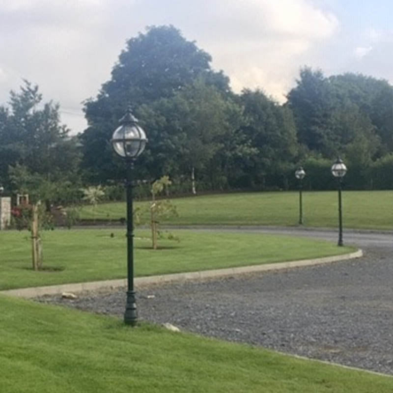 Victorian globe lamp post in cast iron 2.5m (H207)