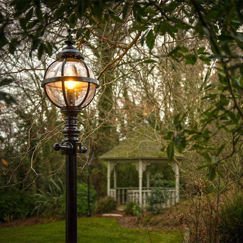 Victorian style globe lamp post in cast iron 3m (H2801)