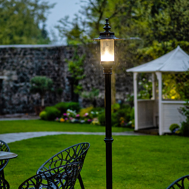 Georgian style lamp post in cast iron and steel 2.21m (H407)