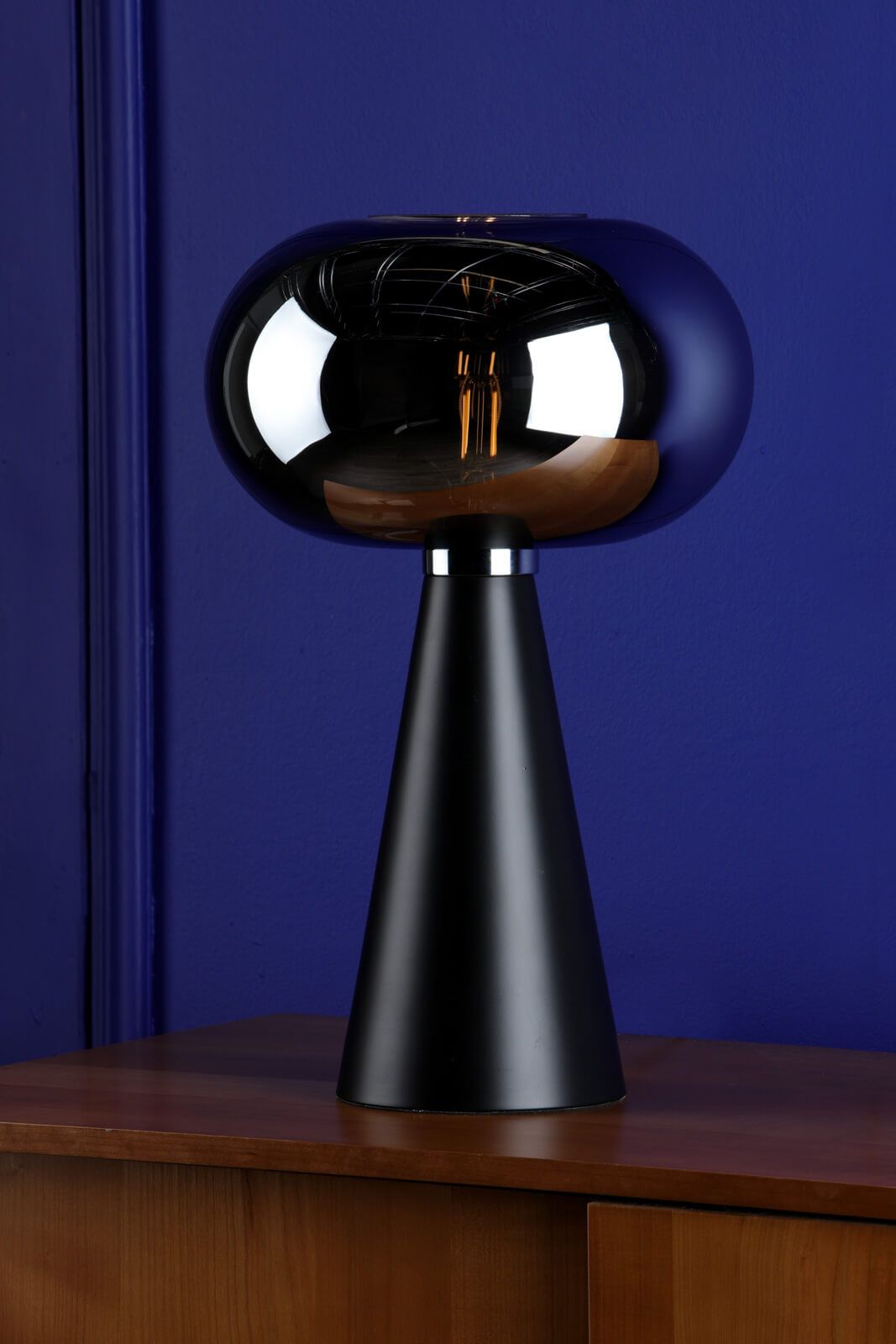 Jensen Table Lamp Smoked Glass Satin Black