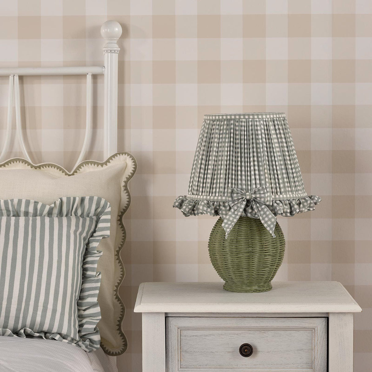 Omer Table Lamp Matt Green and Antique Brass With Shade