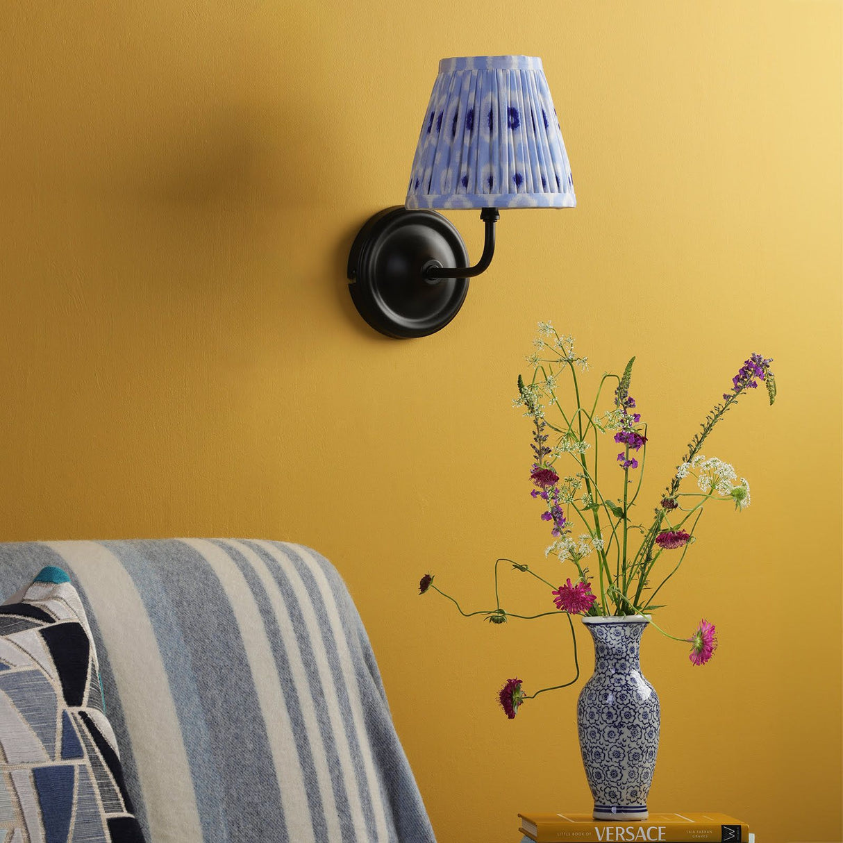 Padme Wall Light Matt Black With Shade