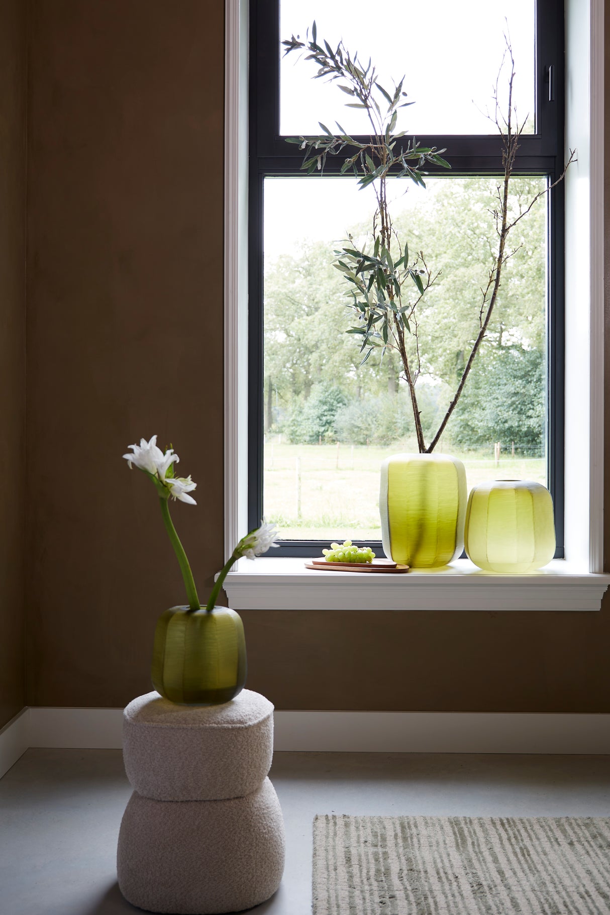 Yellow-Olive Green Vase with 23x24 cm Dimensions