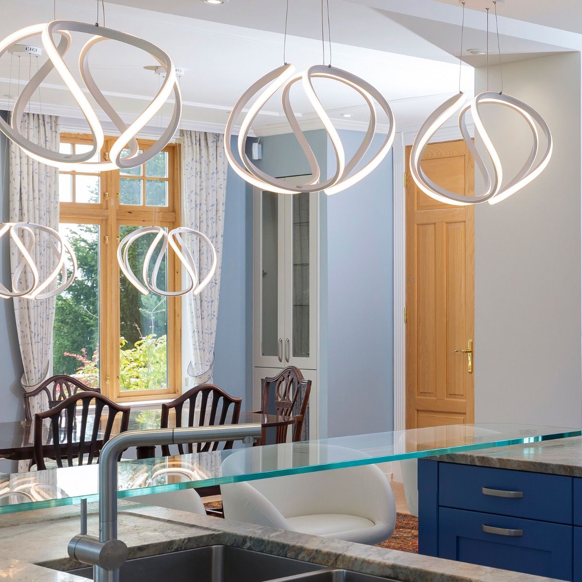 Alonsa Large Pendant White LED