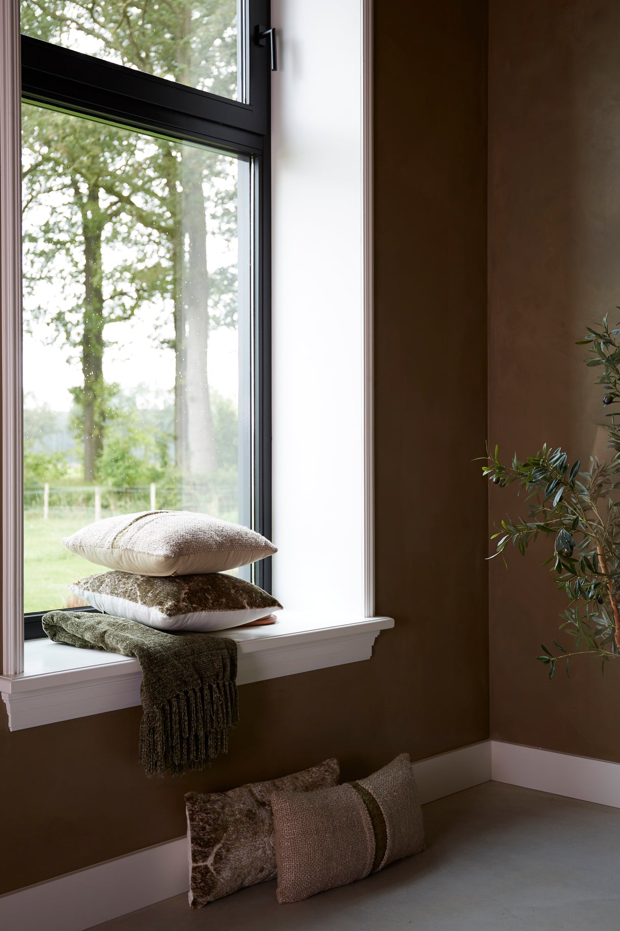 Plush Emerald Cushion 45x45 cm