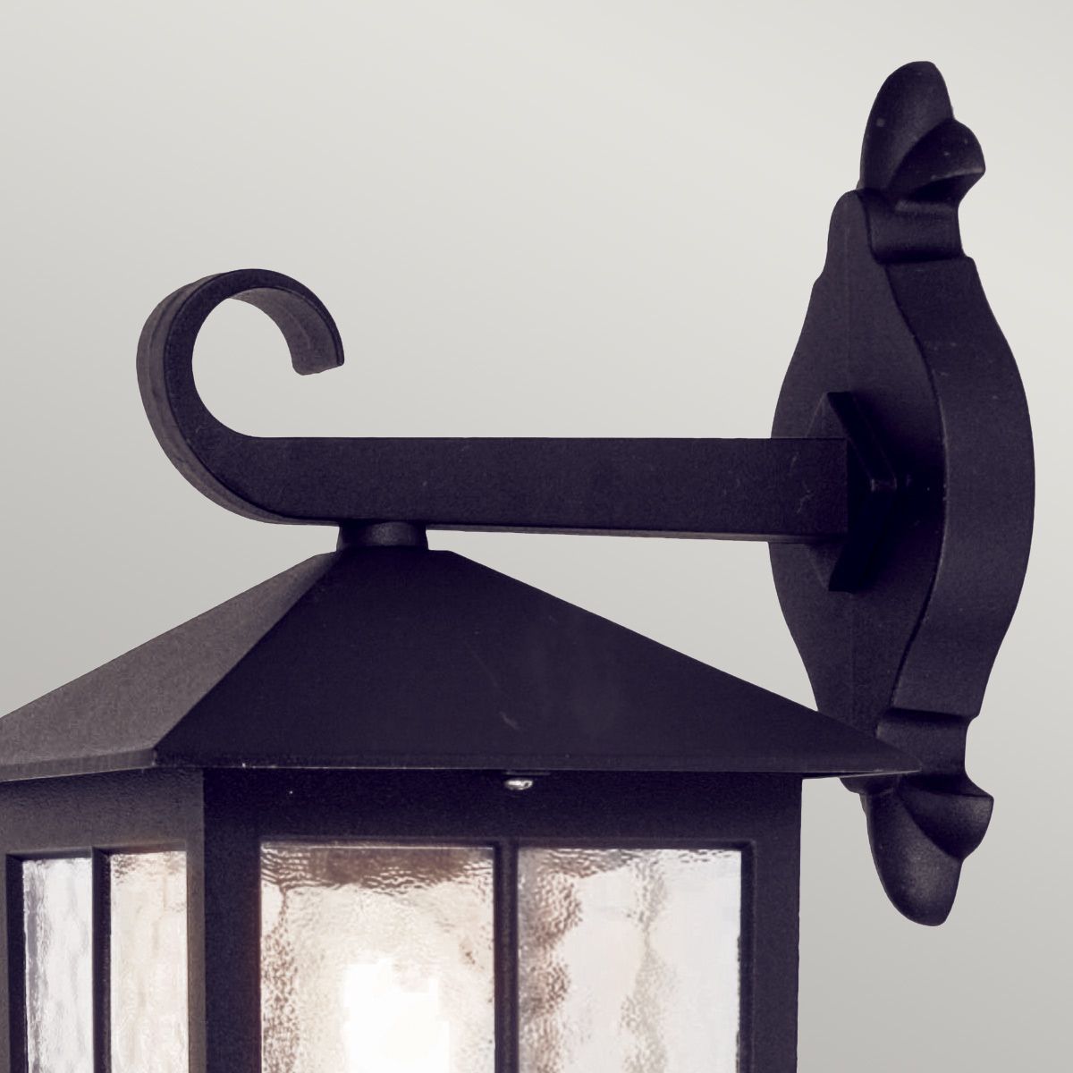 Winchester Vintage-Style Down Lantern