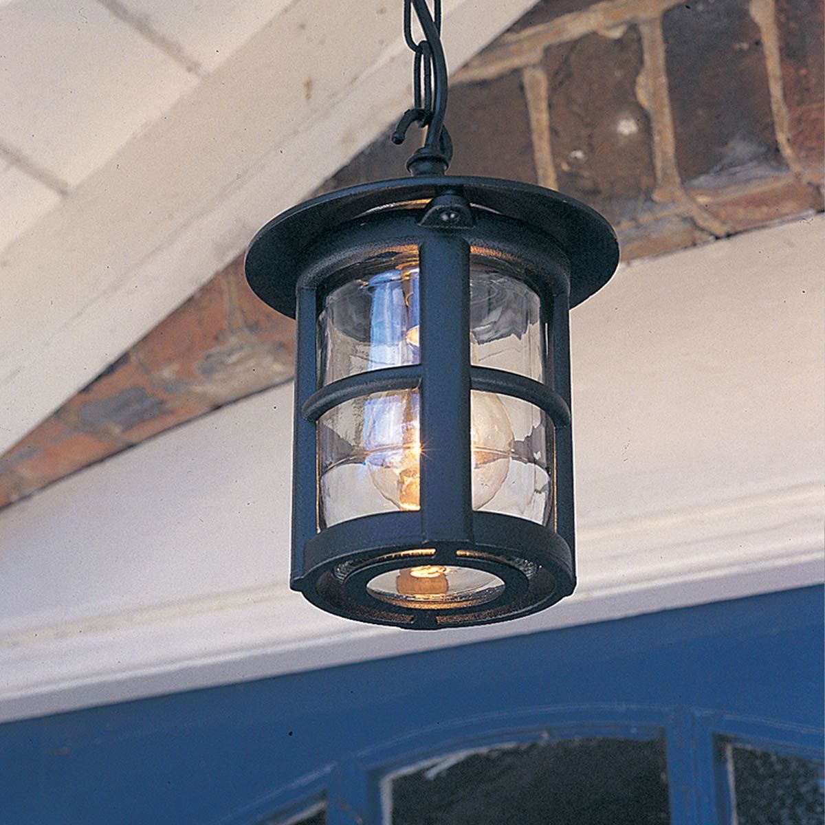 Traditional Hereford Suspended Porch Lantern