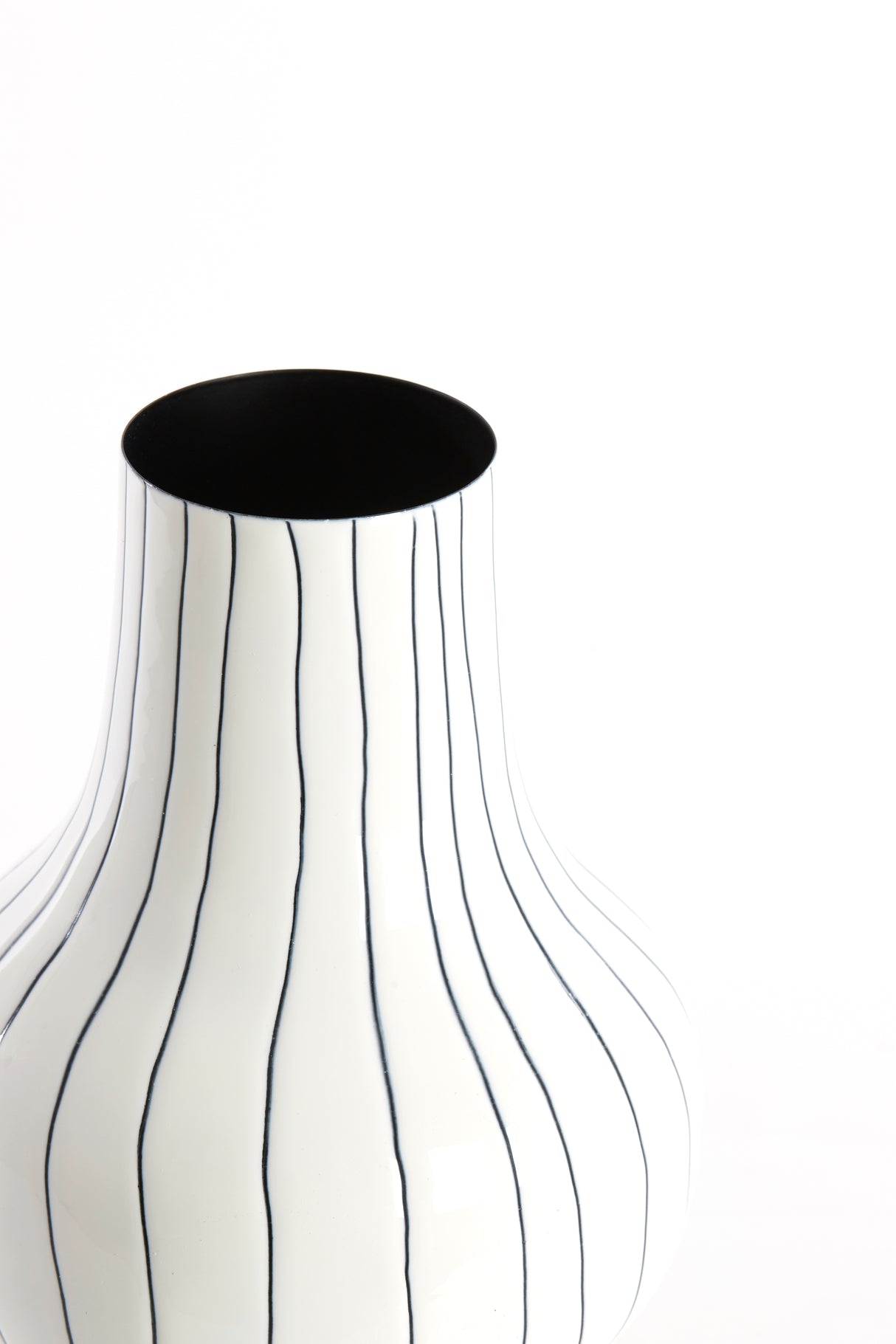 Glossy White and Black Sindo Vase 22x40 cm