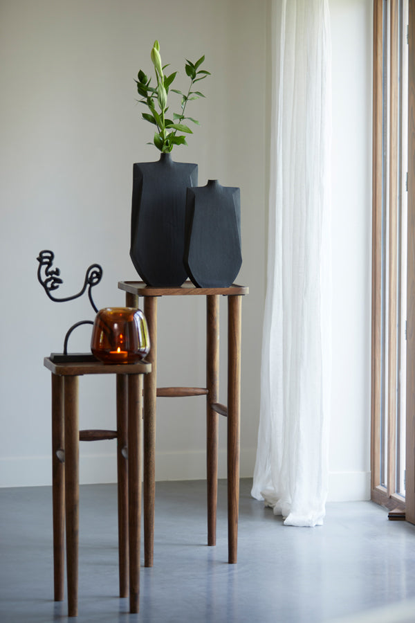 Black Matt Face Sculpture on Stand 33x8x48 cm