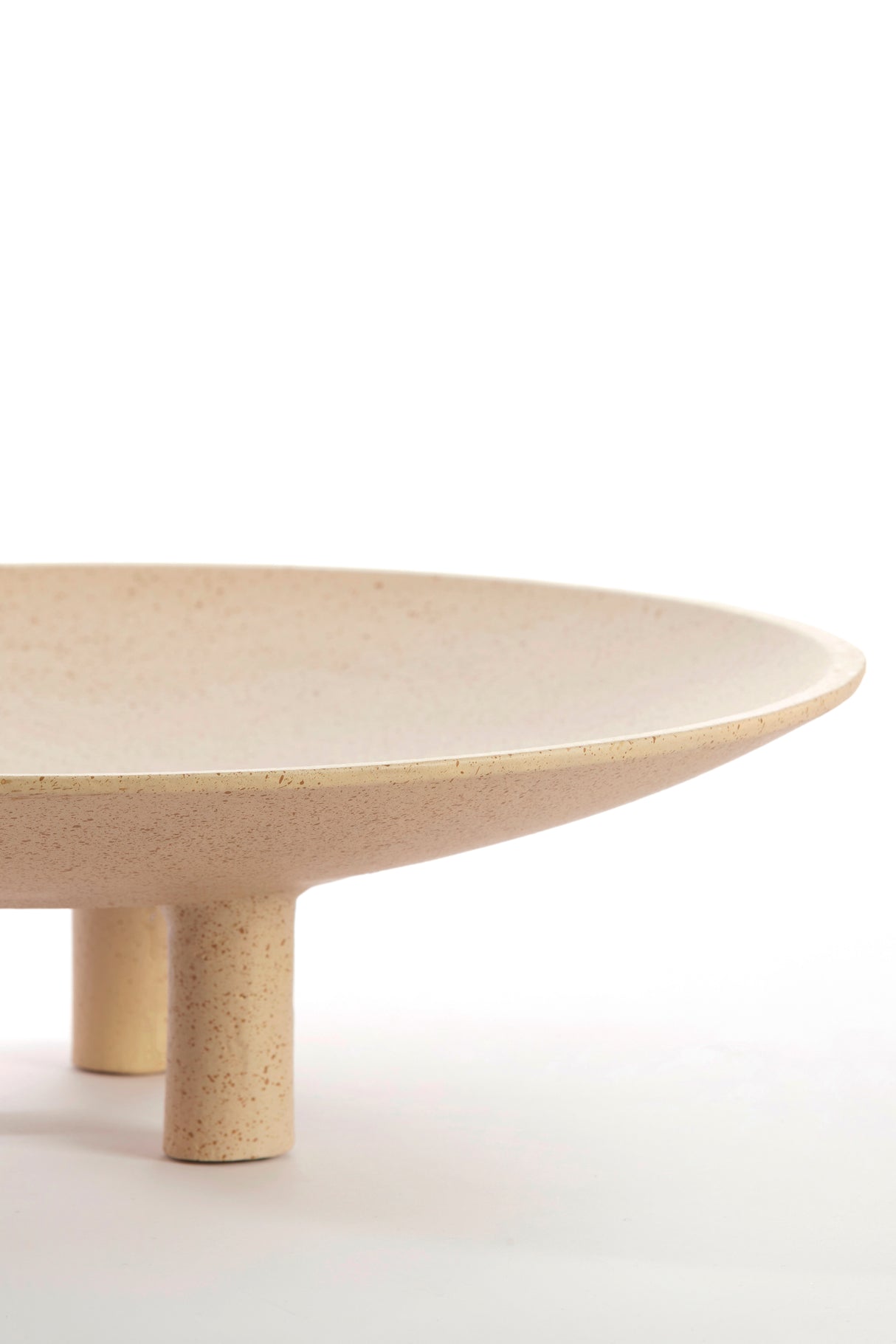 Round Tabua Sand Sculpture on Light Brown Spotted Base