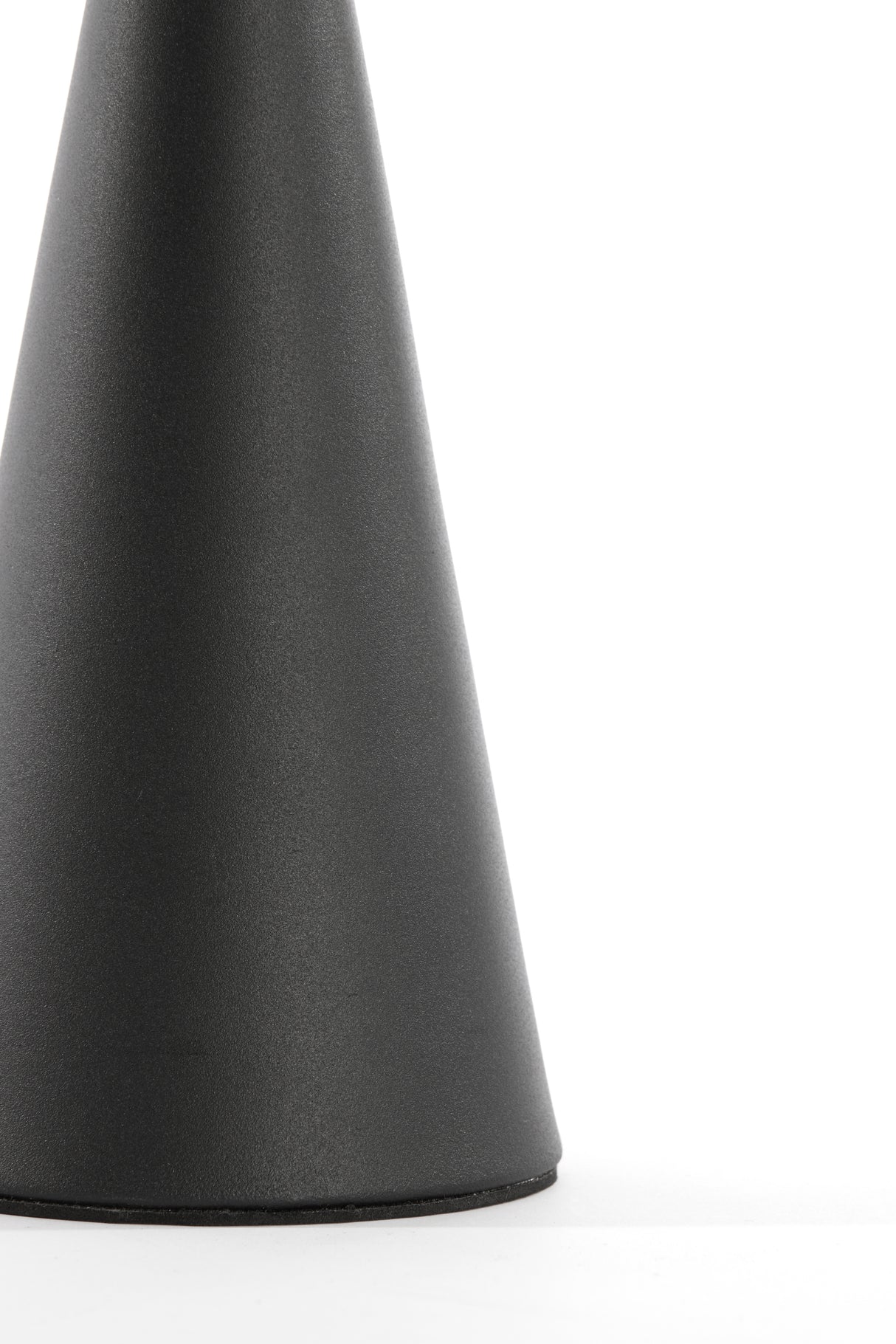 Ankenta Black LED Table Lamp - Sleek Ø13x28.5 cm Design