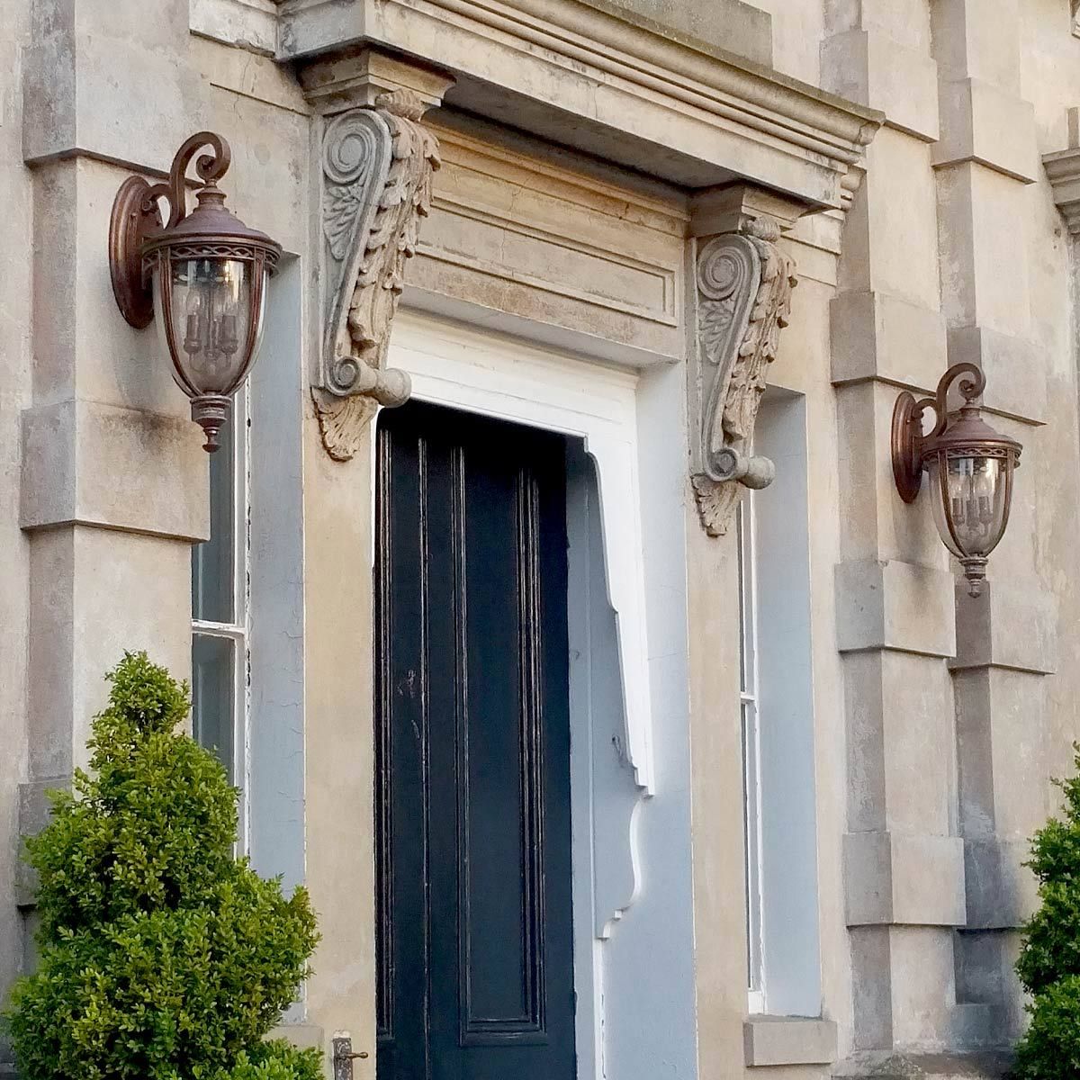 Grand English Bridle Aged Bronze Outdoor Wall Lantern with Seeded Glass