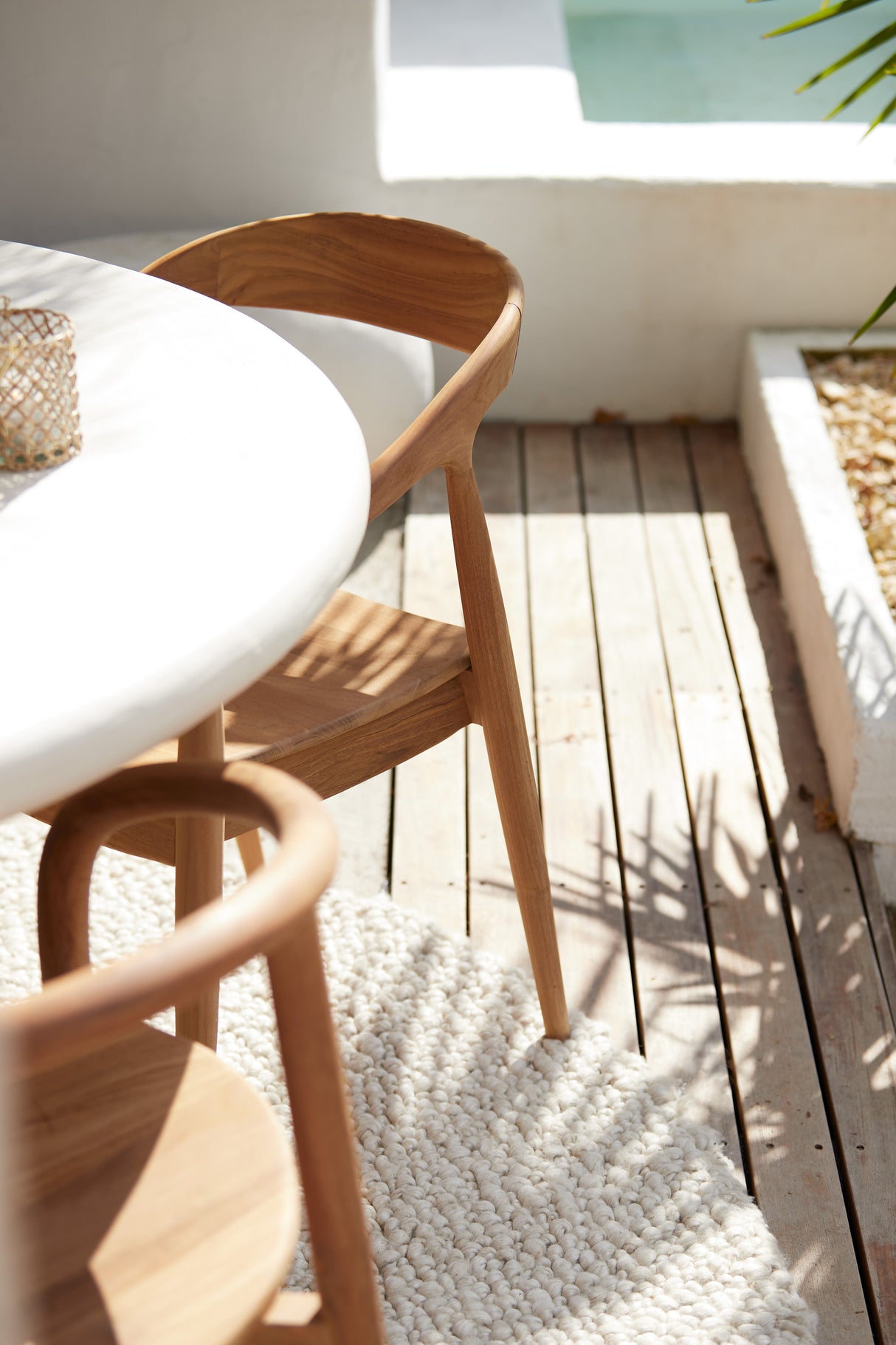 Elegant Natural Wood Dining Chair 60x58x83 cm