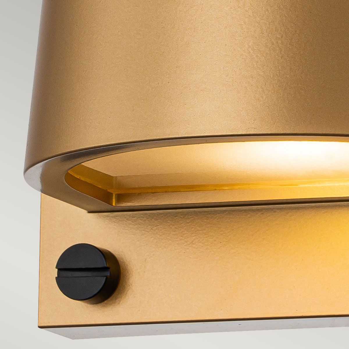 Scout 1lt Small Wall Light Painted Heritage Brass