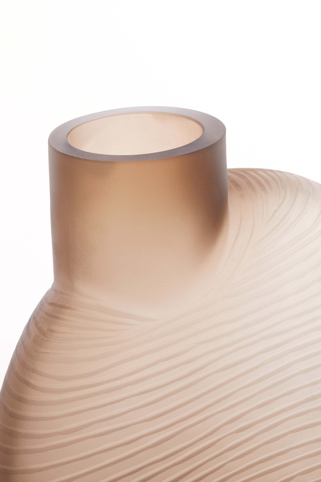 Elegant Amber Glass Vase - 25x13x27.5 cm