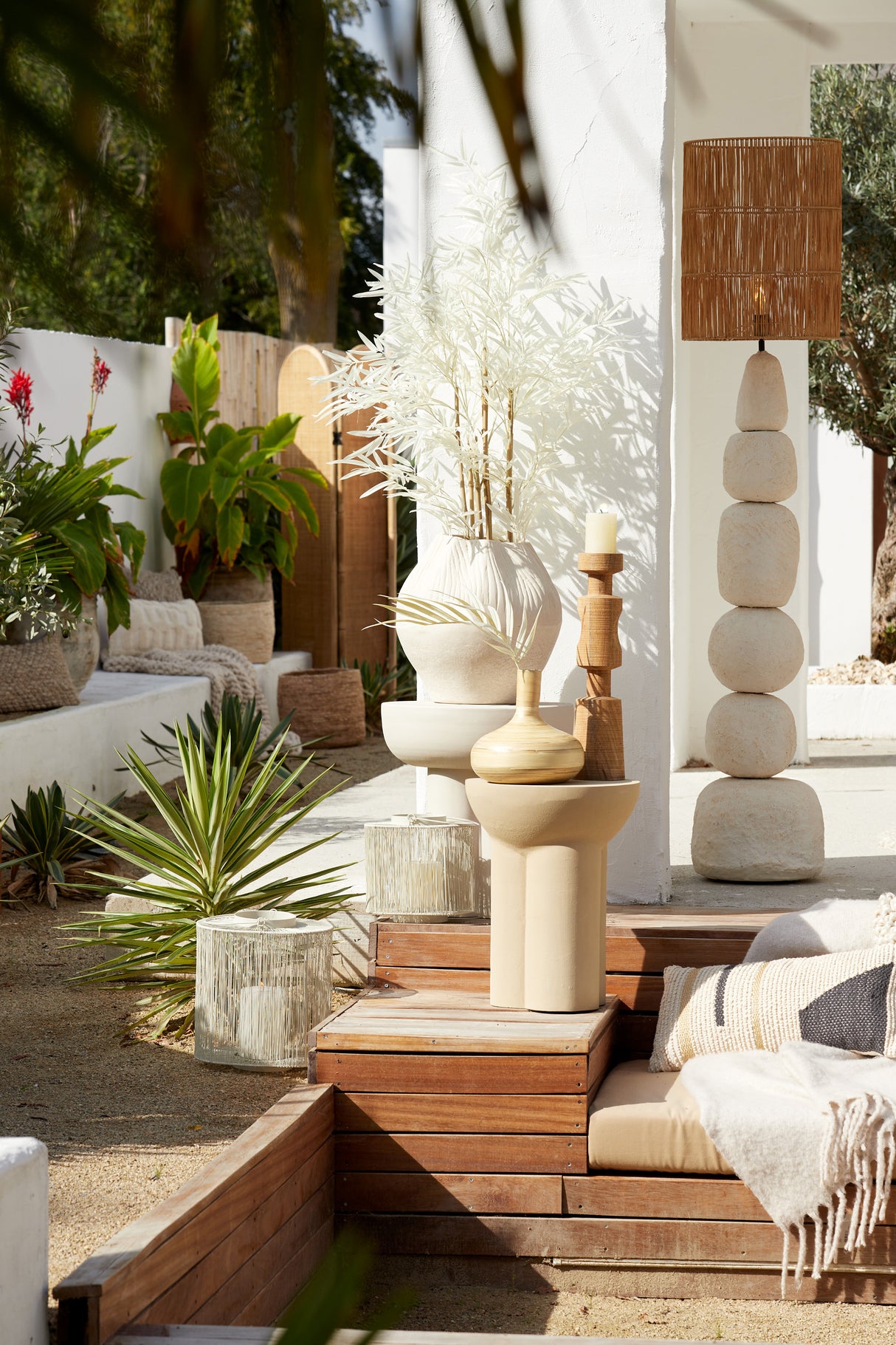 Elegant Marree Cream Floor Lamp, Ø30x135 cm