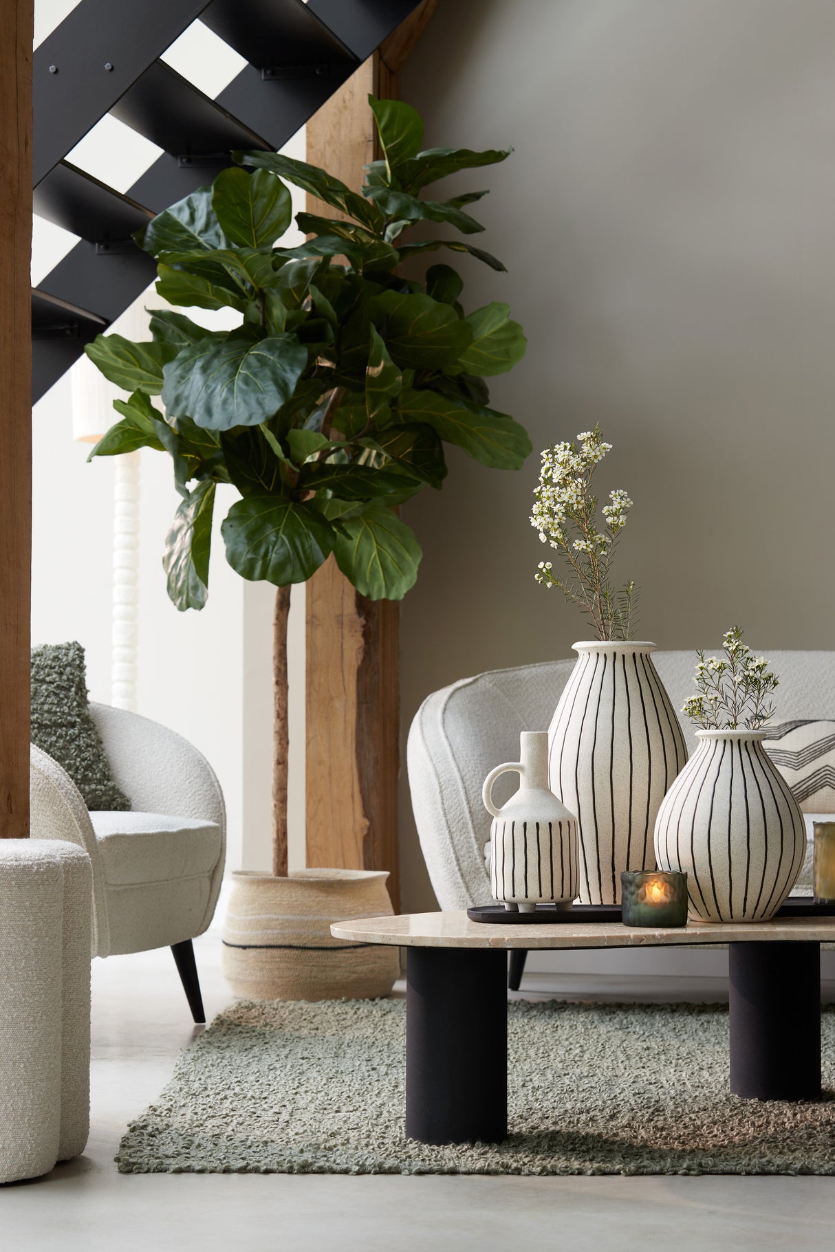 Elegant Diphu Ceramic Vase - Cream & Black, Ø23x29 cm