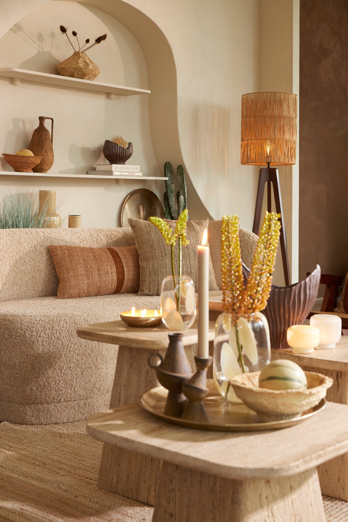 Elegant Clear-Cream Glass Vase Ø12x16 cm – Nenon Collection