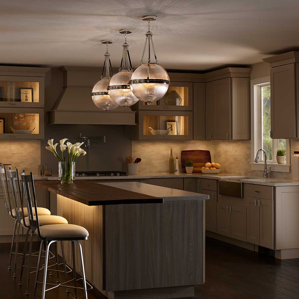 Aster Trio Orb Pendant in Polished Nickel