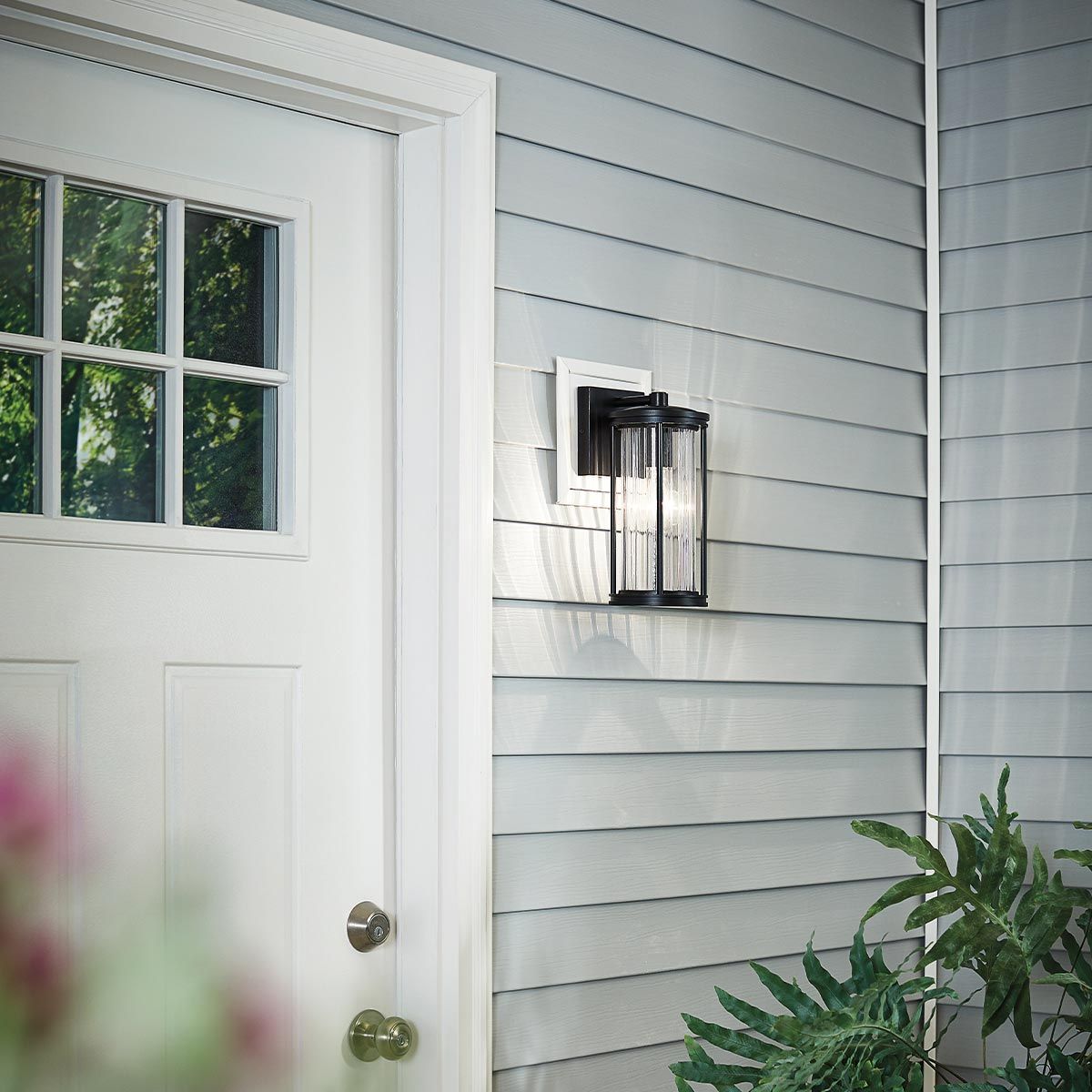 Barras Classic 1-Light Black Outdoor Wall Lantern