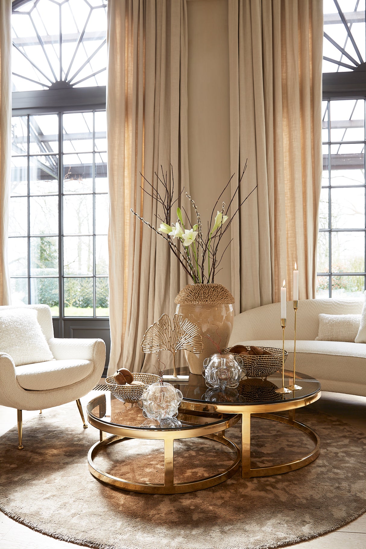 Elegant Nesting Coffee Tables Set with Gold Accents - Glass Top Duo 100.5x36.5 cm