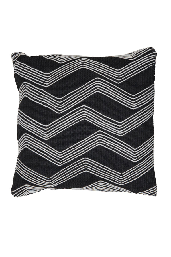 Title: Chic Mackey Cushion in Classic Black & Beige - 45x45 cm