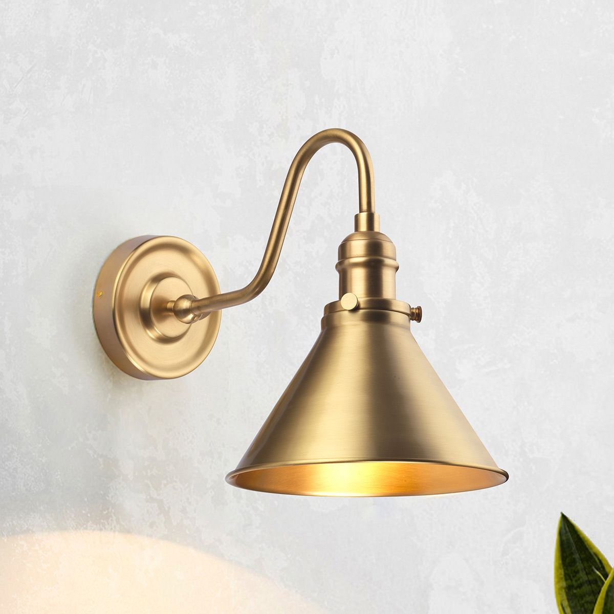 Provence One-Light Wall Sconce in Vintage Brass Finish