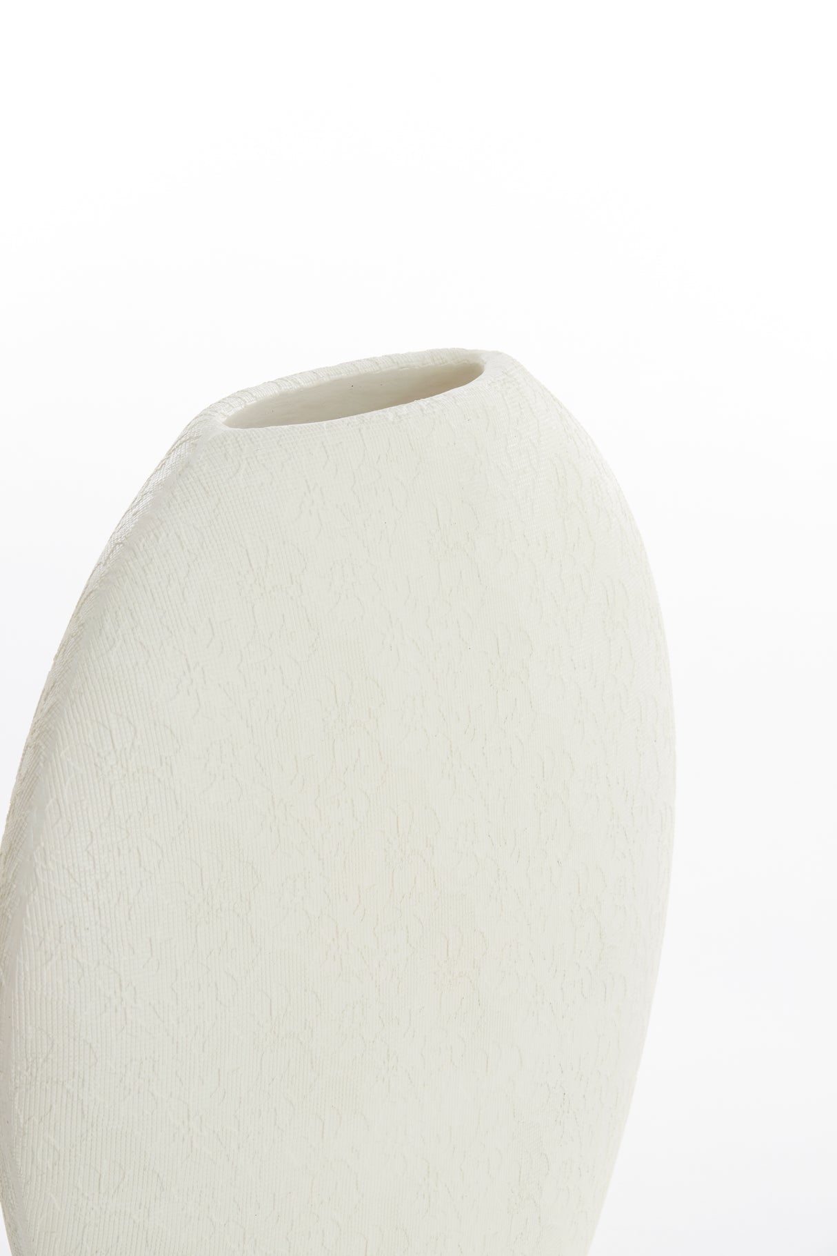 Elegant Cream Lace Textured Vase - 40.5x11x40 cm