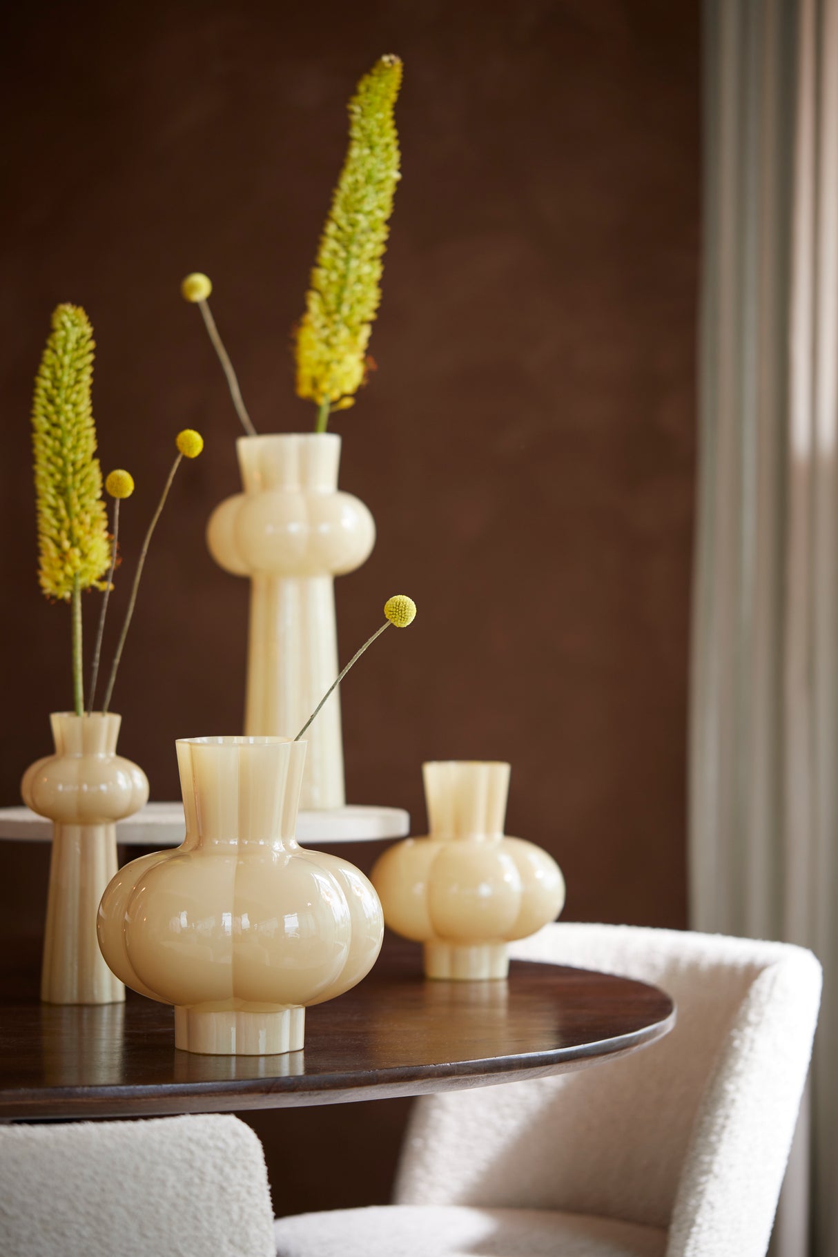 Elegant Beige Glass Vase Ø16x35.5 cm